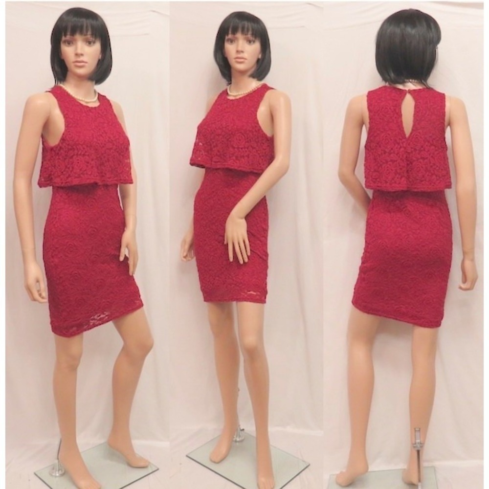 GIANNI BINI Fan Faves Salem Red Lace Sleeveless Social Hailee Dress XS